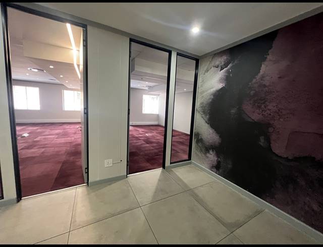 683M² OFFICE TO LET IN ILLOVO